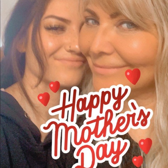 Meet your Posher, JJ - Picture 7 of 12